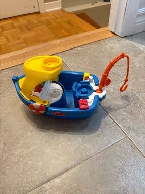 Vintage Little People FLOATY BOAT Toy Fisher Price 1993 Fishing Vessel Bathtub